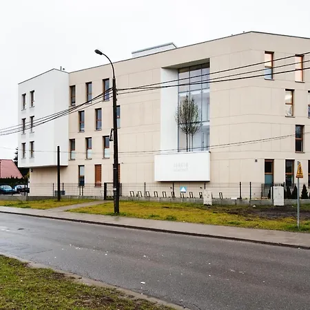 Super Apart Dywizjonu 303 175/58 Daire *